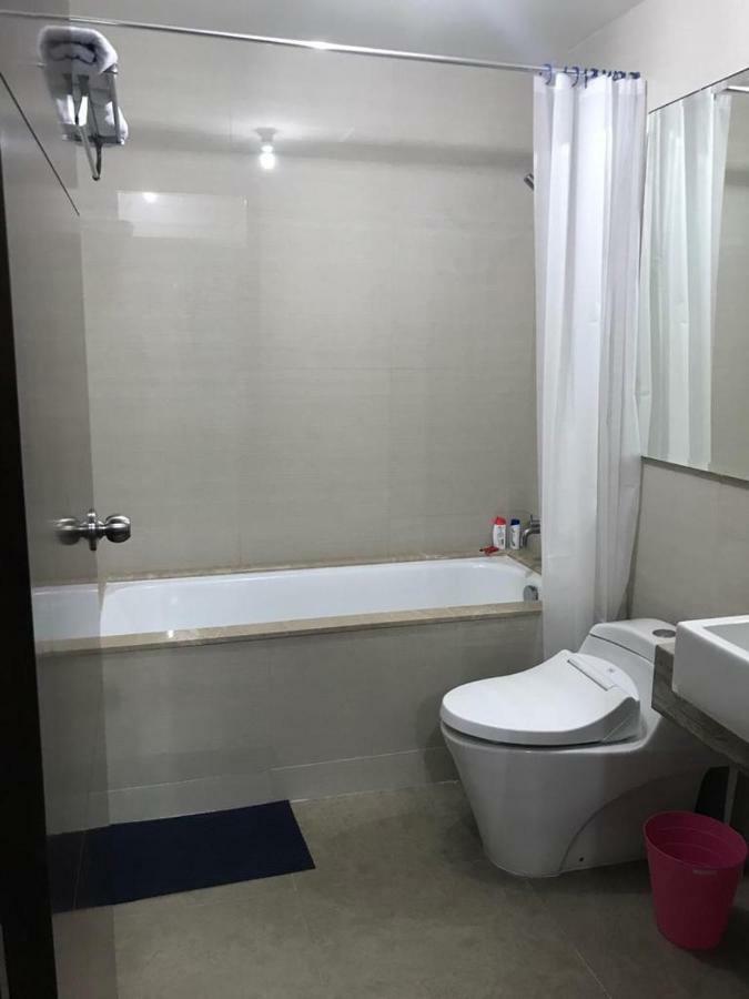Luxury 2 BR Condo at Casa Grande Residence - Kasablanka Mall Yakarta Exterior foto